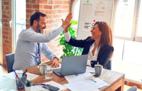 大美圣象 雙喜臨門，再獲“最佳雇主品牌”獎(jiǎng)，董事長陳建軍榮獲年度最具社會(huì)責(zé)任企業(yè)家稱號(hào)